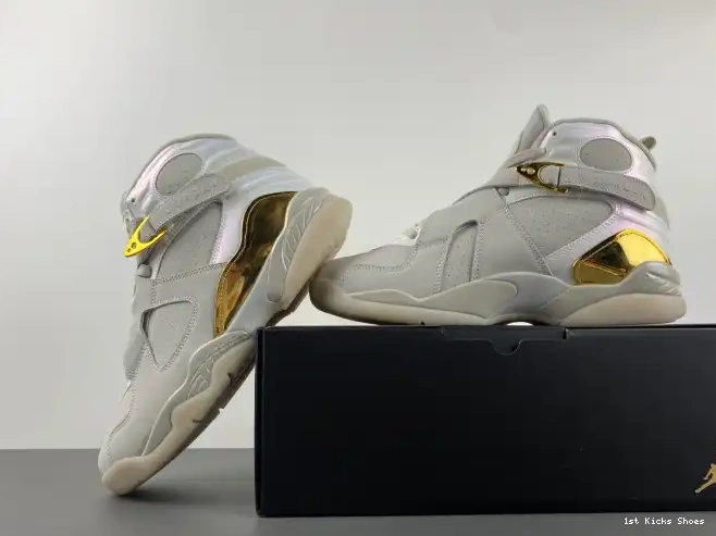 1st Kicks Shoes Champagne 832821-030 Jordan Retro 8 0603